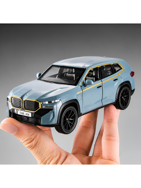 BMW XM Diecast Metal Toy Car Model 1:32 Scale Alloy Model Car with Acrylic Display Box MD27