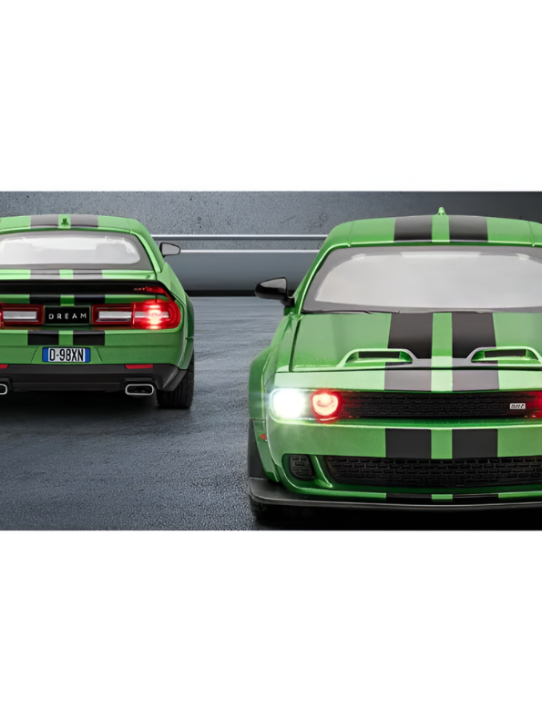 Dodge Challenger SRT Hellcat Diecast Model Car | 1:22 Scale Diecast Car Collectible Model Car for Kids & Adults TV6761