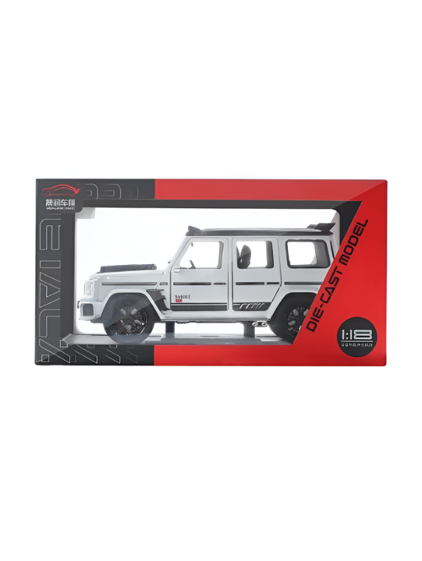 Mercedes-Benz G-Wagon Diecast SUV Model Car 1:18 Scale Collectible Car White TV4744.