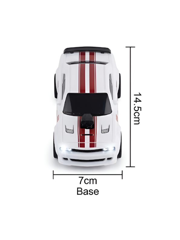 Mini Dodge Challenger RC Car with Caravan Trailer Scale 1:64 White MD594.