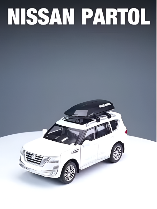Nissan Patrol Diecast Model Car 1:32 Scale White Alloy Metal Toy Car with Opening Doors for Collectors TV5652