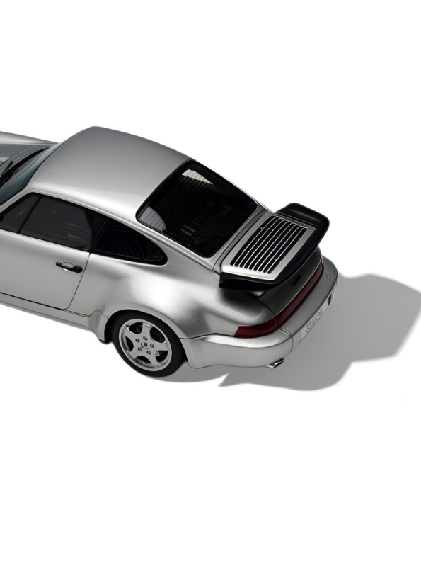 Porsche Corrira RS Diecast Car Toy – Collectible Sports Car Replica Zermatt Silver Metallic.