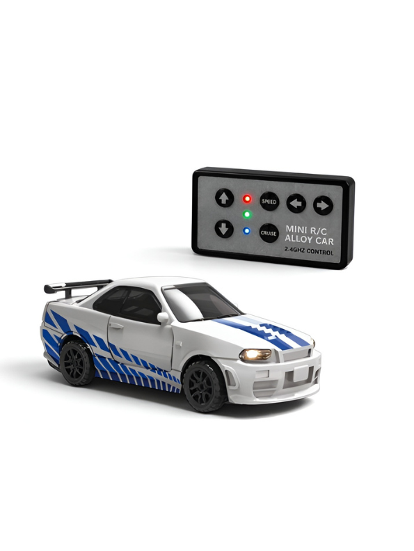 White Nissan Mini Alloy RC Drift Car - 2.4GHz High-Speed Rechargeable Remote Control Street Racing Toy MD588